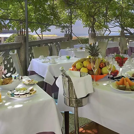 Hotel Grande Marin